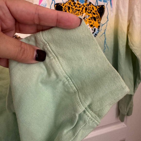 ROCK & ROLL TIGER CROPPED LONG SLEEVE SHIRT. TIE DYE, RELAXED, OVERSIZED. SIZE M - Picture 5 of 13